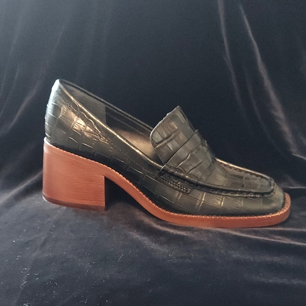 Dolce Vita Shoes, Size 6, Black Loafer, Wood Block Heel, Crocodile Upper,‎ New!
